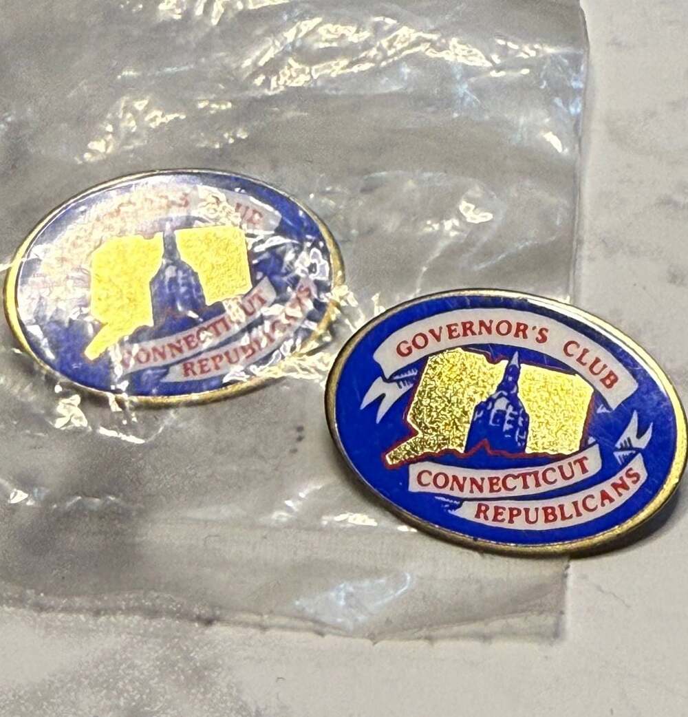 Set of 2 Vintage‎ Connecticut Republicans Governor's Club Enamel Lapel Pins